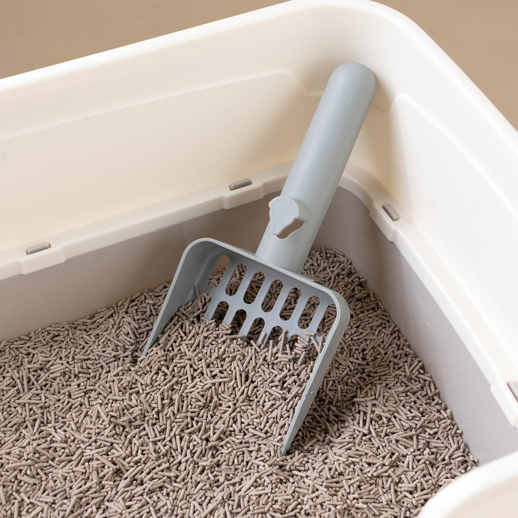 URBAN MOOF | CAT LITTER - APPLE